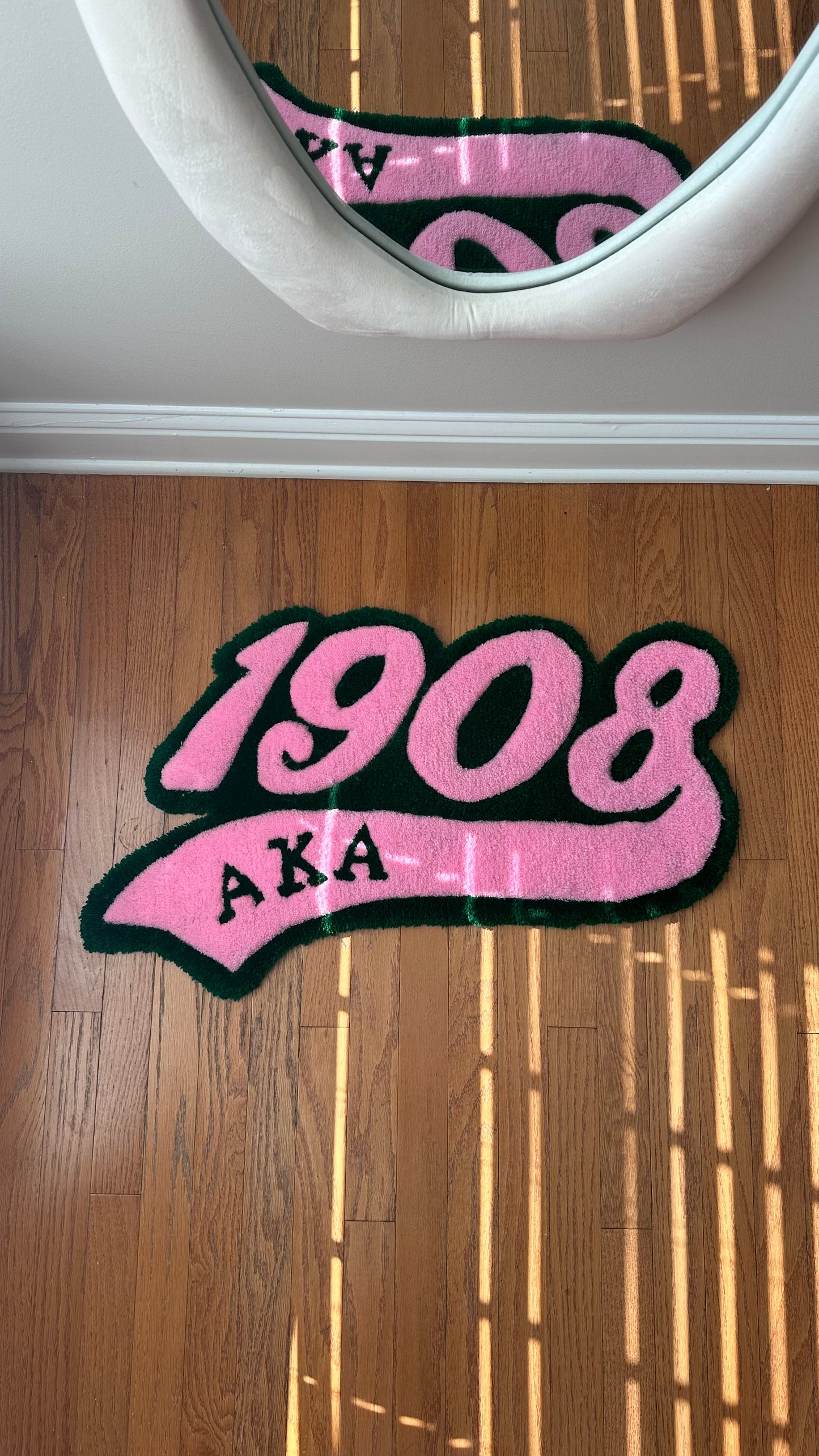 1908 AKA Large