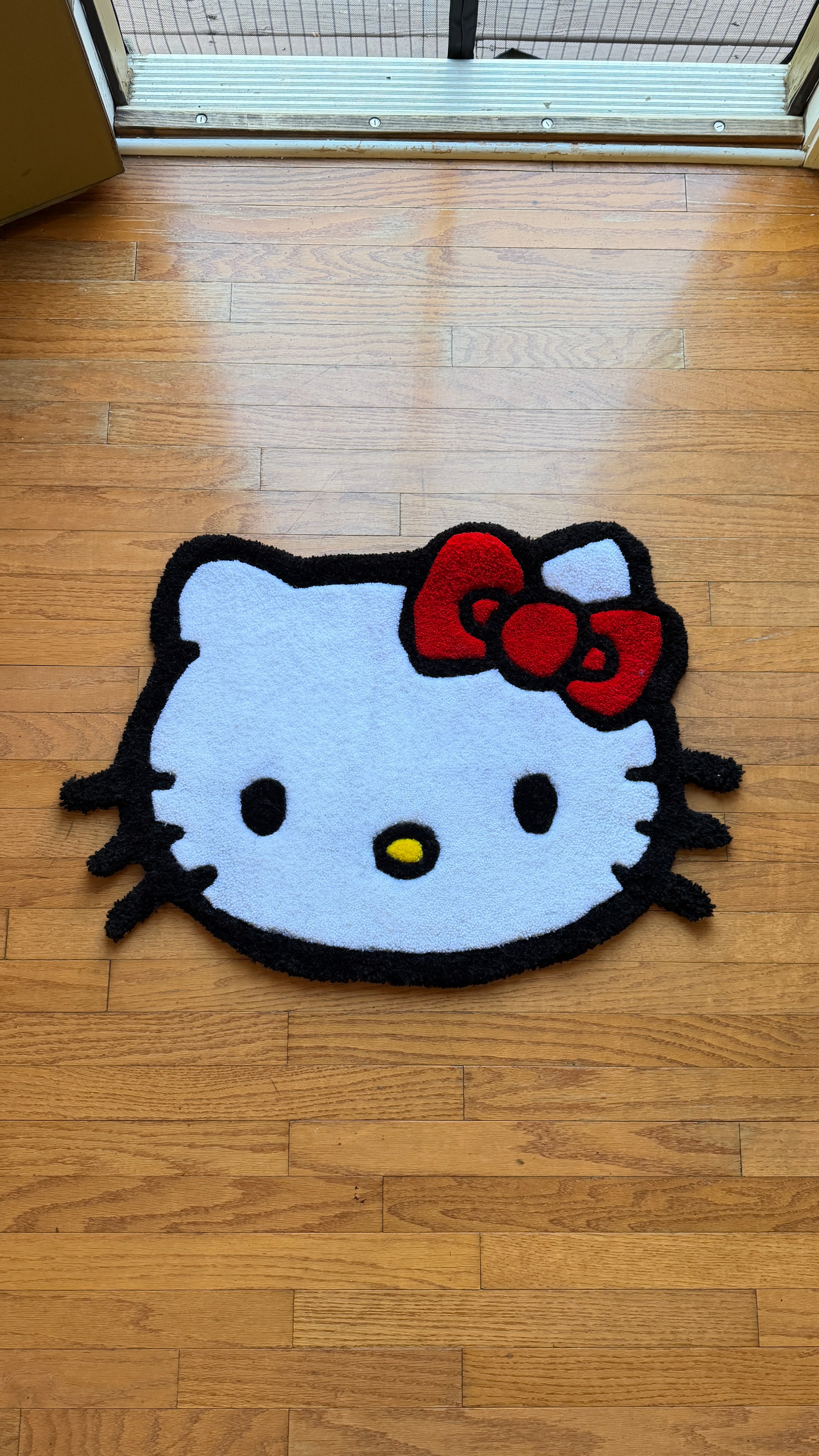 "Hello Kitty" Face